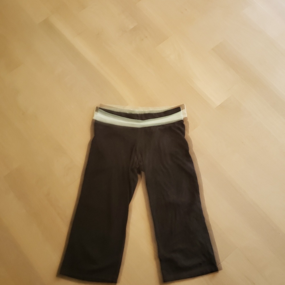 Capri workout pants - Picture 2 of 3
